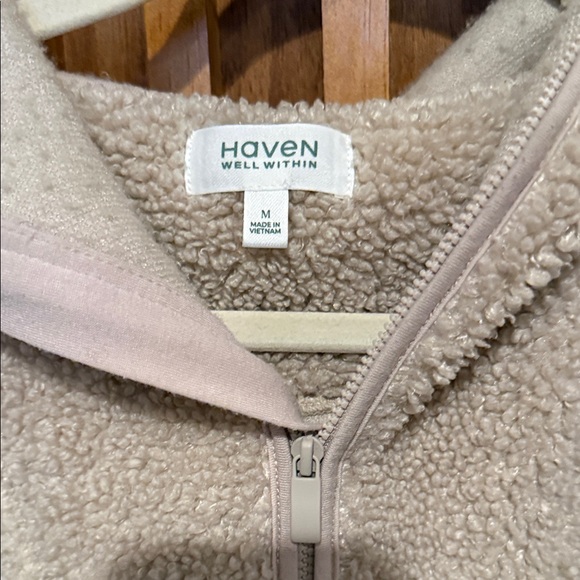 Haven Well Within Sherpa Half Zip Hoodie. Size M - Picture 5 of 9
